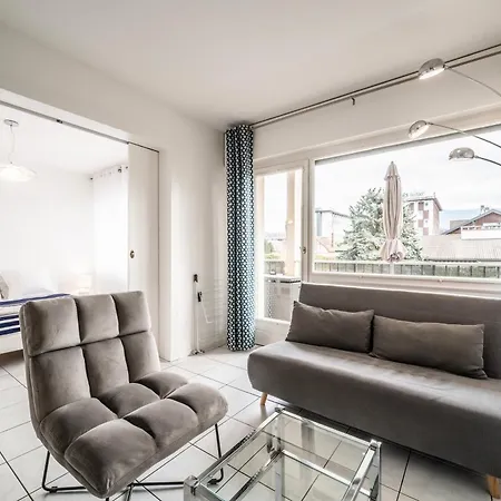 Fleur De Lys - Proche Centre Apartment *